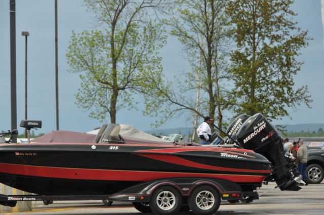 E639EAE3-CC86-4A2A-A31F-F166D31AE304