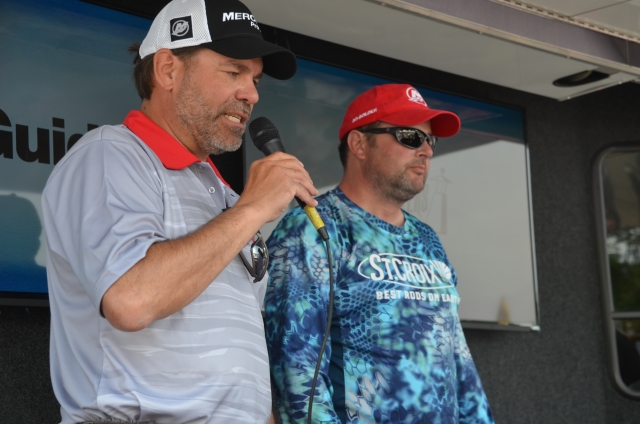 E642C69F-F3A7-4BB5-95A0-B16BE4EEA0E9