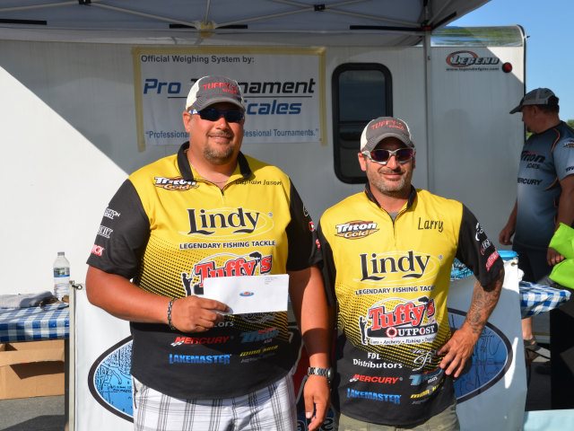 E6446365-87D8-4150-8843-05789BFD9EF3