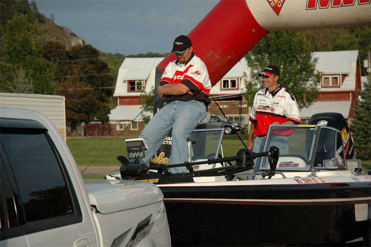 E6682D45-F2FA-4CA5-85C4-17830AE7A255