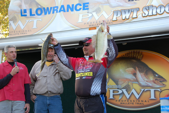 E67C09FB-1045-4416-821E-4D3073311DEB