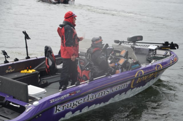 E698C7BB-5D13-4E0C-8D25-ABCE9B024C91