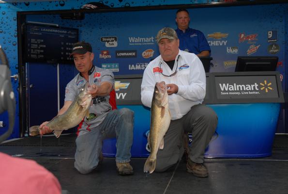 E69E1F19-E192-4F8A-BFFE-22646BD8E050