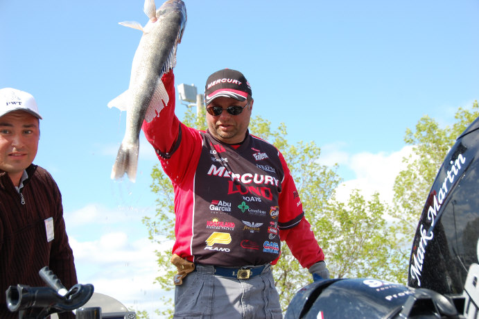 E6B3B931-3745-46A5-81AA-0418F0BDDC64