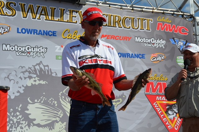 E6BECCF2-3733-41CD-92A4-D23DBAB69939