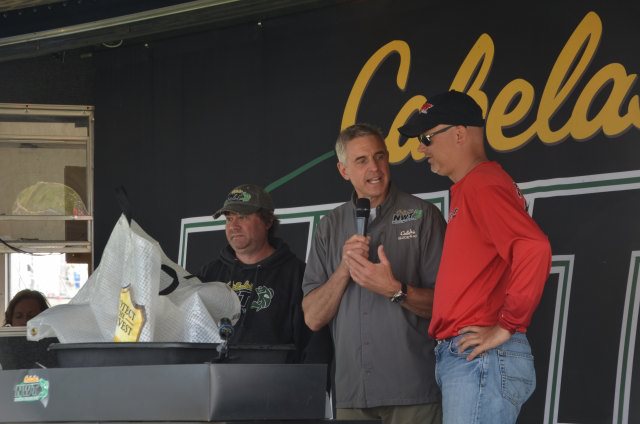 E6C17C9A-B87F-4B5D-99B9-420A04134B37