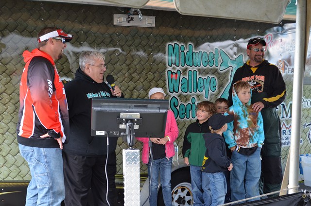 E6C2E5DF-180A-4E23-A4DD-CB5FFF2E1304