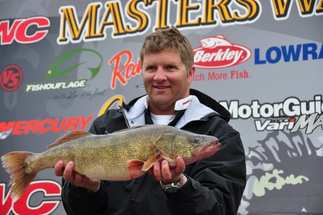 E6EB7C46-7586-4278-A8C4-6DAAD8D6144A