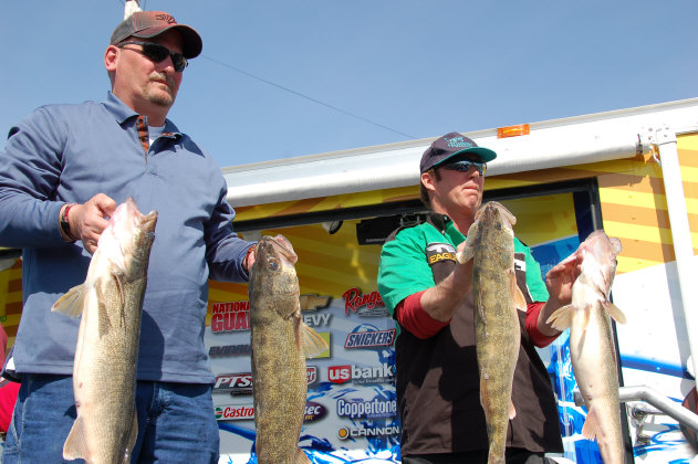 E6EEE15C-9646-4B69-B71F-7CCD32F27457