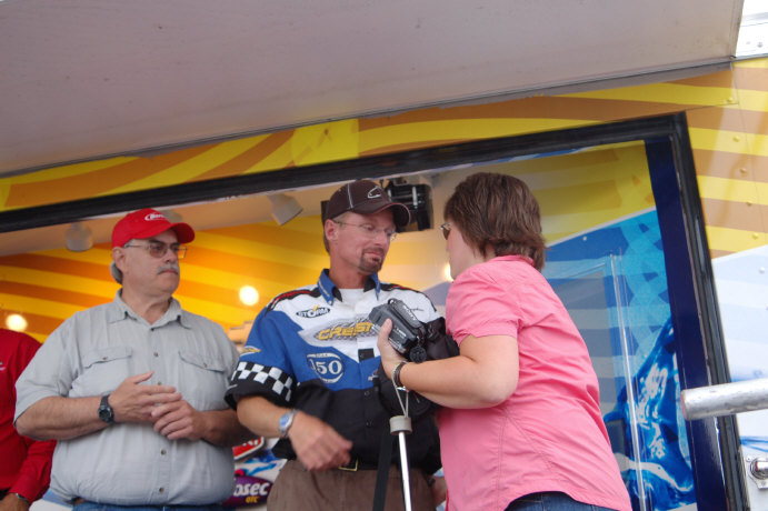 E6FEA00C-0F75-46CB-A2B2-C2CDD4D6FDFB