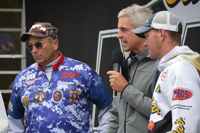 E715C3CC-9EFE-4727-8E01-13AF5A2DBBB7