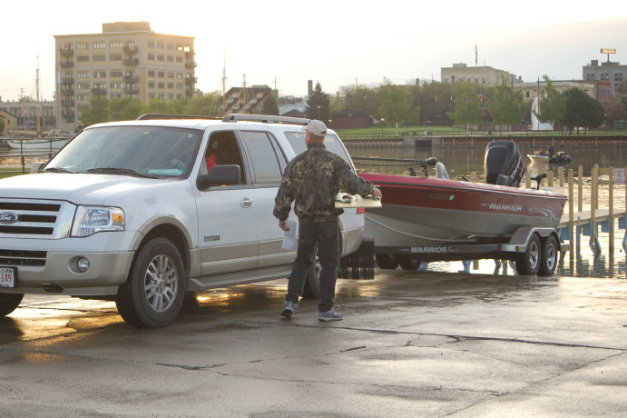 E7244FAB-31F9-4B6C-8939-BC8F914543BF