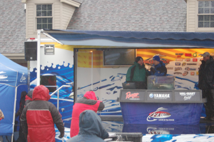 E75A64C6-CB34-4B15-8568-21DA7308C14B