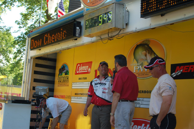 E760C19E-D8F4-45BC-8999-E10DA73D5C7C