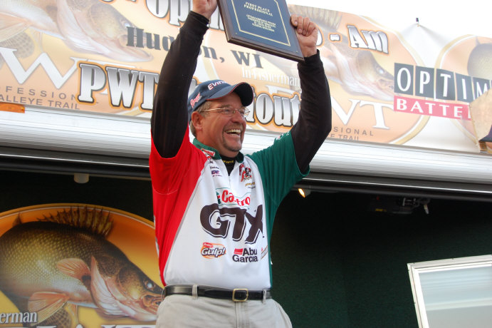 E76DF52F-FF84-4C7E-AAF1-98AE4A5D181F