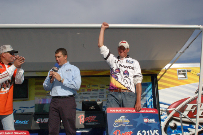 E7A00DDF-CFBE-472B-A912-220B664C7048