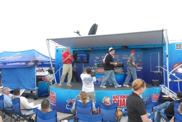 E7D4B80B-A3FB-4F77-AEF4-10EF09BEBDCC