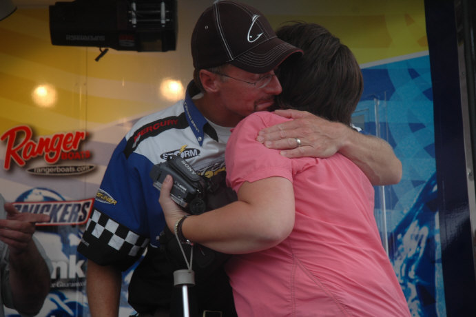 E7D888E2-6D08-4C13-A643-C64CB0F2C831