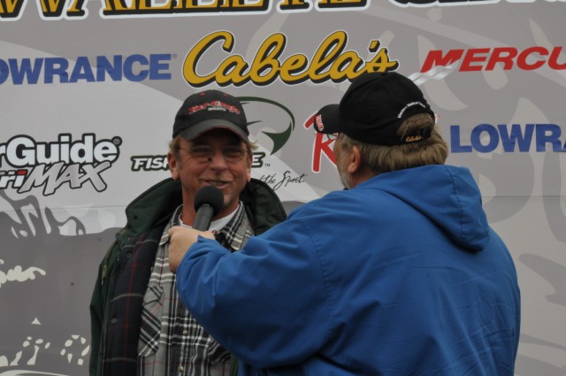 E8370C70-458B-4BC0-B3C0-51F1FD5919C7