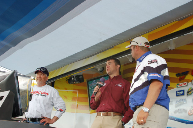 E83F32DE-7151-4F5A-BA26-5BF55430A0A2