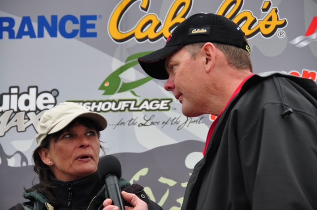 E86F1AE4-A5BE-41A4-965A-CC5119A637D3