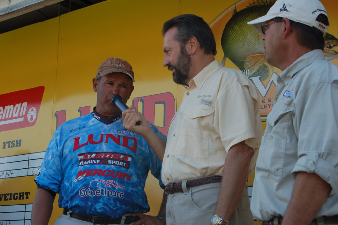 E8852D71-3355-47DB-BB04-B5F01C9B43D7