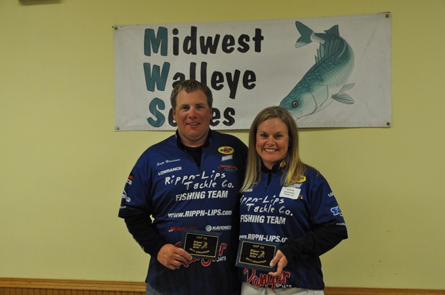 E8AAD234-A253-4D48-B1C9-1A56D04D7A2D