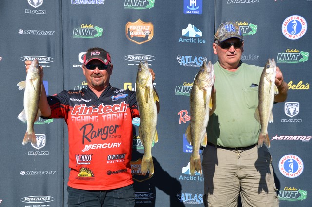 E8CCFD16-8C42-4A1D-BF57-7D6BD24D7A36