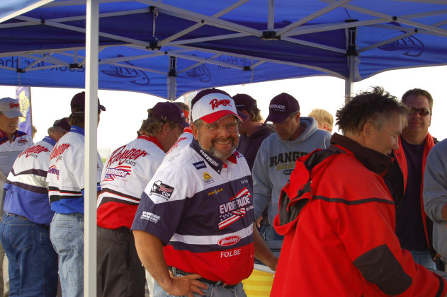 E8FE525F-6B09-49FE-800F-897C0D95497E