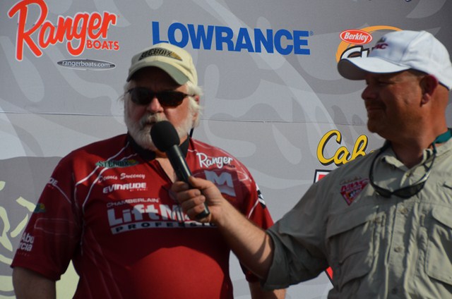 E9059ACA-FC66-4F7A-BE12-FC3BD03723DB