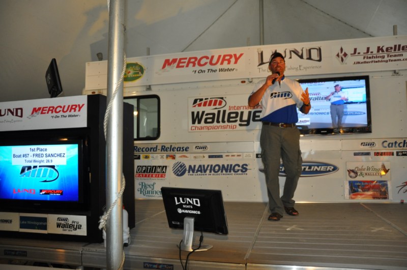 E9139B0E-60BC-4A30-8A23-76FCA22A66FD