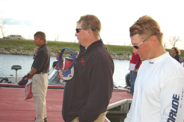 E9239372-B117-46B0-8186-C1FFFF5B127C