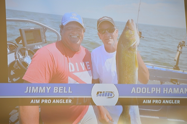 E945B2CB-7112-4584-A9B2-66907C927E92