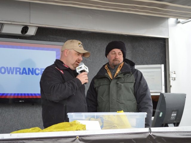 E959AF6E-F2D4-4927-BC91-7ECF26FAE85D