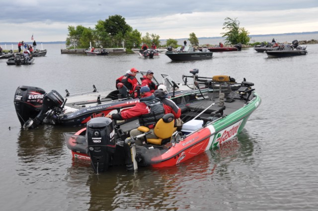 E964C170-E62F-40E7-A361-AFA6FF415E6B