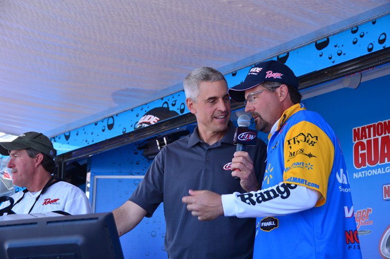 E96D208F-4810-443D-8F14-8ABE6A78A4D5