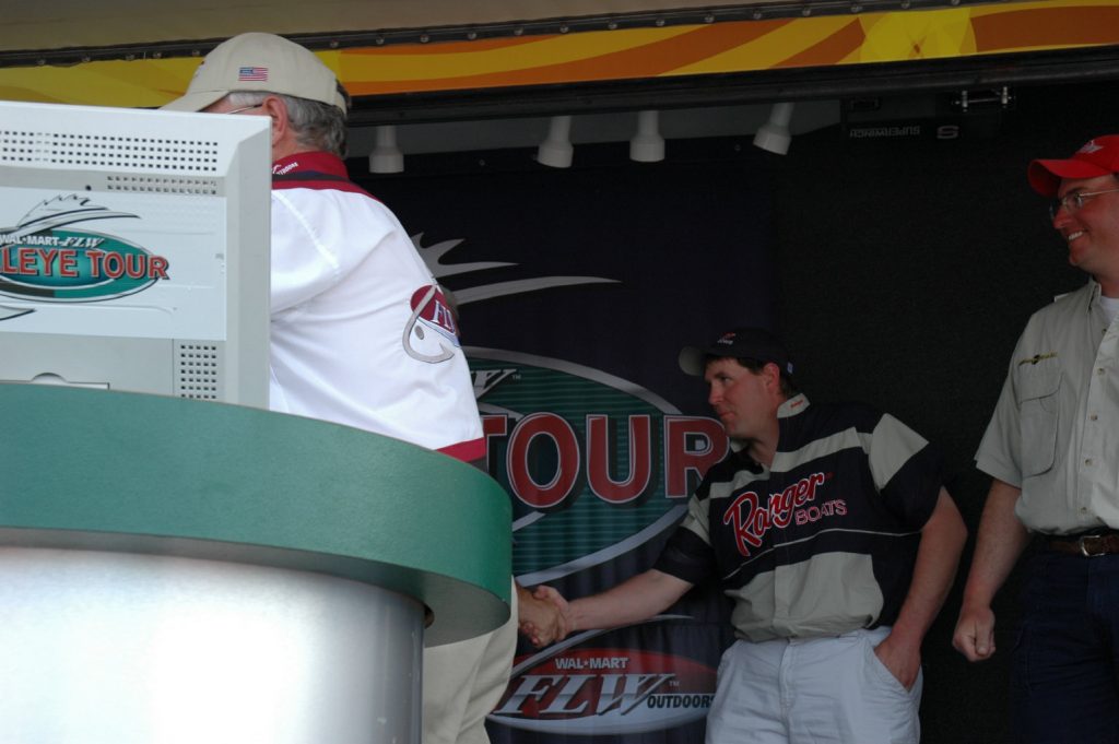 E99866E8-F842-4DEB-9441-26D9A3942DB2