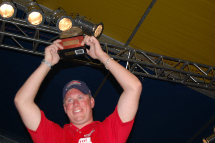 E99F0982-3E7B-4812-A65B-002FE48D0E86