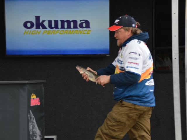 E9C847FF-9C59-4A17-A84E-5C502CD9655B