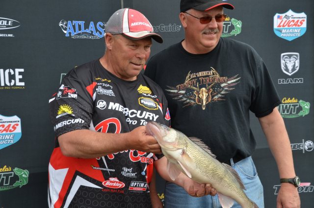 E9CA3E72-34CD-4419-A3FD-DD397FDC74EA