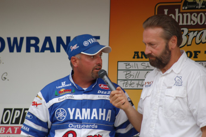 E9D7716A-E429-4E4F-AC26-6D0502F393F7