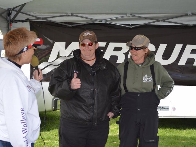 E9D7CAC1-2F04-474F-B9AB-B7BC8BD495EF