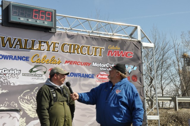 EA070D2A-87D6-437A-A915-8F872FB08A76