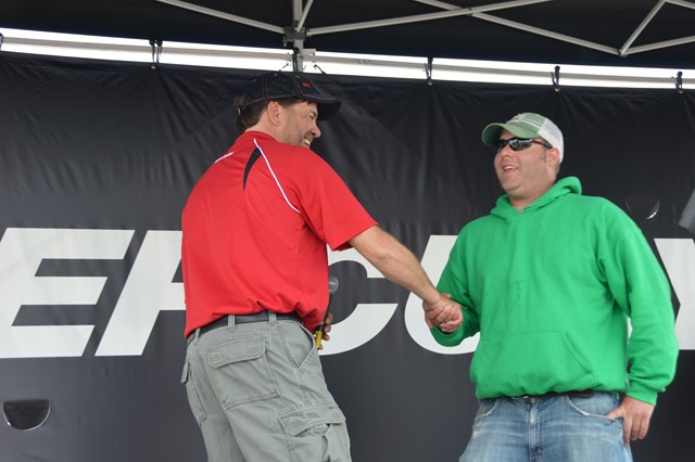 EA15B888-4DEE-4459-971E-F43694915CED