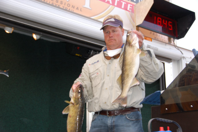 EA15D168-A4D9-439C-977C-C60090B114CB