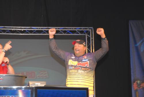 EA8E4D65-8766-4E46-AE36-412B429EA243