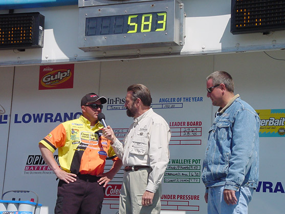 EACA8F5A-2FBB-4C52-8EF0-D5A4308458A0