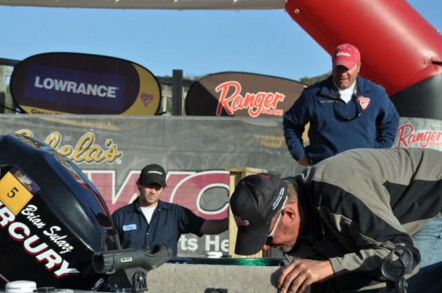 EADCD889-5FE3-484E-A9FD-C67383C6BC21