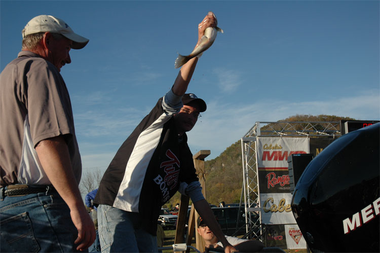 EAF99AFA-6F8F-481D-8256-5A81CFD0F0A5