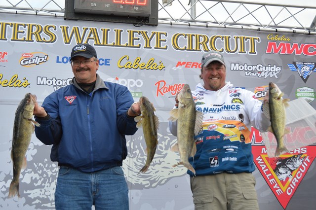 EB12DEBB-9542-4B12-AD74-819CC5FE6C9C